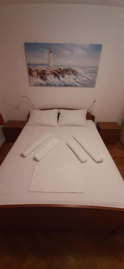 Apartment Krajacic Крк Екстер'єр фото